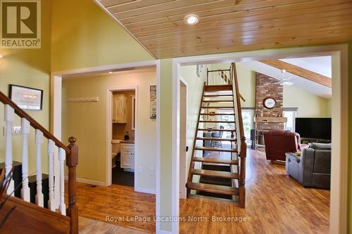 154 Carmichael Crescent, Blue Mountains, ON - Indoor Photo Showing Other Room