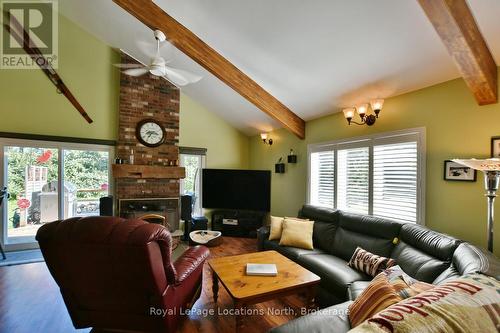 154 Carmichael Crescent, Blue Mountains, ON - Indoor Photo Showing Living Room With Fireplace