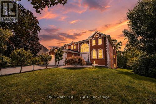 5969 Rayshaw Crescent E, Mississauga, ON - Outdoor