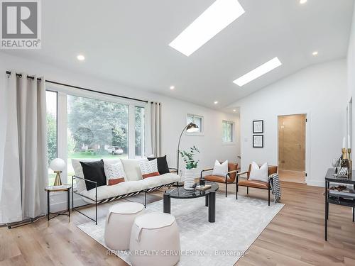 6364 SHERWOOD ROAD , Niagara Falls, Ontario L2E 5L8