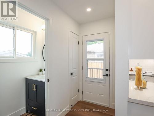 6364 SHERWOOD ROAD , Niagara Falls, Ontario L2E 5L8 5