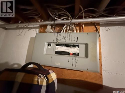 555 2Nd Street E, Shaunavon, SK - Indoor Photo Showing Basement