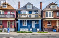 647 WILSON STREET  Hamilton (Gibson), ON L8L 1V3