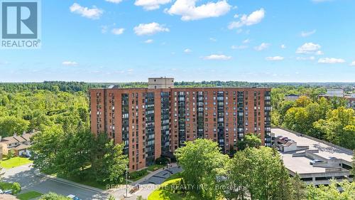 1109 - 80 SANDCASTLE DRIVE  Ottawa, ON K2H 9E7