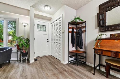 3472 Eldridge Avenue, Winnipeg, MB - Indoor Photo Showing Other Room