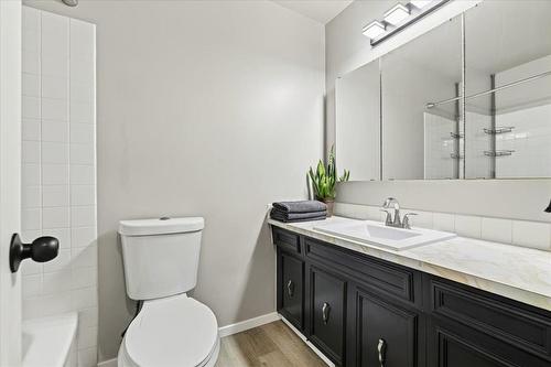 3472 Eldridge Avenue, Winnipeg, MB - Indoor Photo Showing Bathroom