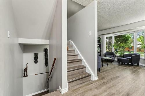 3472 Eldridge Avenue, Winnipeg, MB - Indoor Photo Showing Other Room