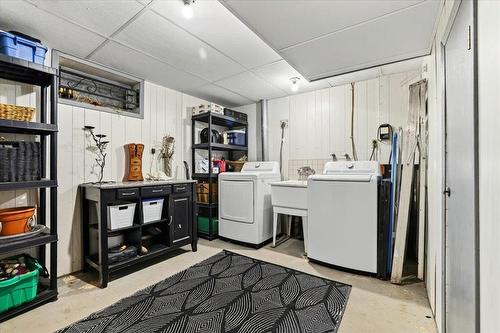 3472 Eldridge Avenue, Winnipeg, MB - Indoor Photo Showing Laundry Room