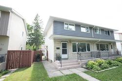 66 Montcalm Crescent  Winnipeg, MB R2V 2N4