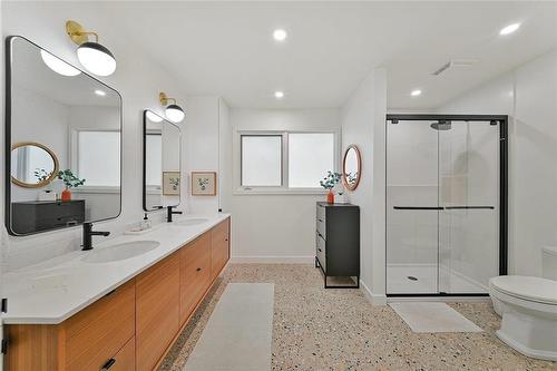 514 First Street, Steinbach, MB - Indoor Photo Showing Bathroom
