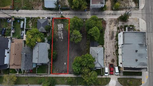 402 Pritchard Avenue, Winnipeg, MB 