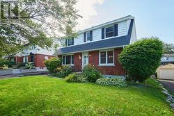 166 WINTHER AVENUE  Ottawa, ON K1H 6E2