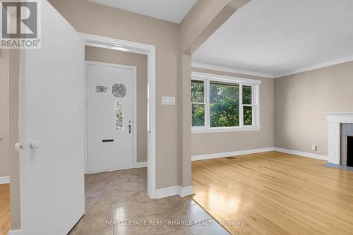 166 Winther Avenue, Ottawa, ON - Indoor With Fireplace