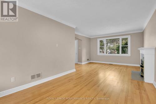 166 Winther Avenue, Ottawa, ON - Indoor