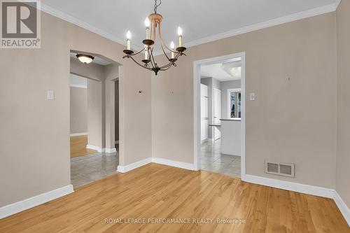 166 Winther Avenue, Ottawa, ON - Indoor Photo Showing Other Room