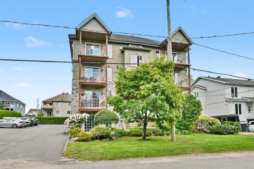 5-620 Rue Proulx  Mont-Tremblant, QC J8E 2S6