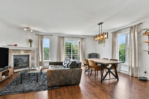 Salon - 5-620 Rue Proulx, Mont-Tremblant, QC - Indoor Photo Showing Living Room With Fireplace