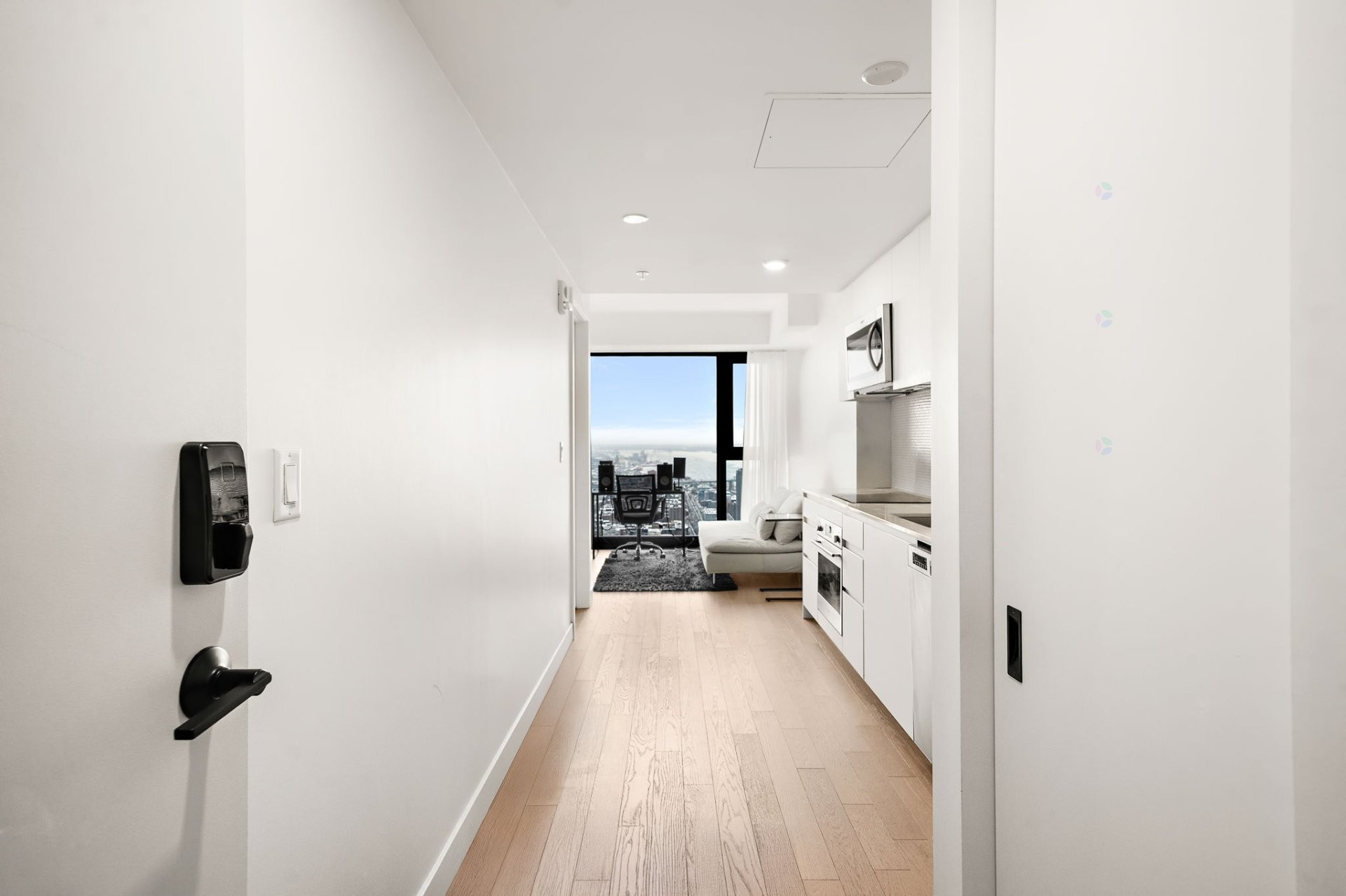 5712 1210 Rue Jeanne Mance — photo 3