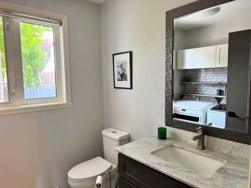 Salle d'eau - 361 Rue Aumais, Sainte-Anne-De-Bellevue, QC - Indoor Photo Showing Bathroom