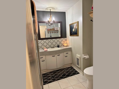 Salle de bains - 361 Rue Aumais, Sainte-Anne-De-Bellevue, QC - Indoor Photo Showing Bathroom