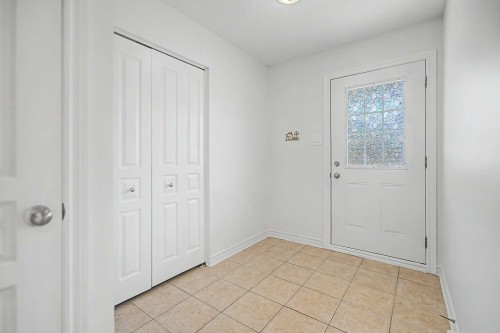 Hall d'entrée/Vestibule - 2-20 Rue Du Conservatoire, Gatineau (Aylmer), QC - Indoor Photo Showing Other Room