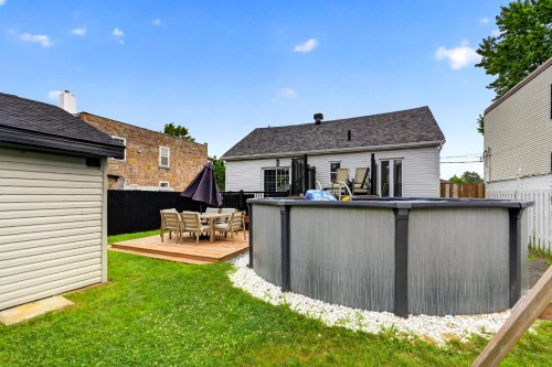 Cour - 31 Rue Trudeau, Beauharnois, QC - Outdoor With Above Ground Pool