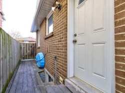 370 Hansen Road  Brampton, ON L6V 3P7
