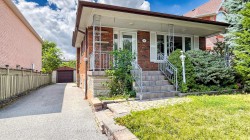 146 Maybourne Avenue  Toronto, ON M1L 2W6