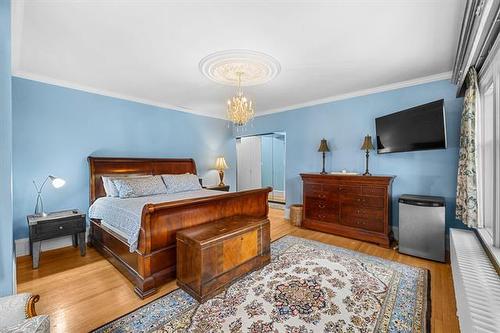 53 Harvard Ave, Winnipeg, MB - Indoor Photo Showing Bedroom
