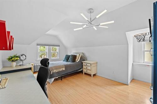 53 Harvard Ave, Winnipeg, MB - Indoor Photo Showing Bedroom