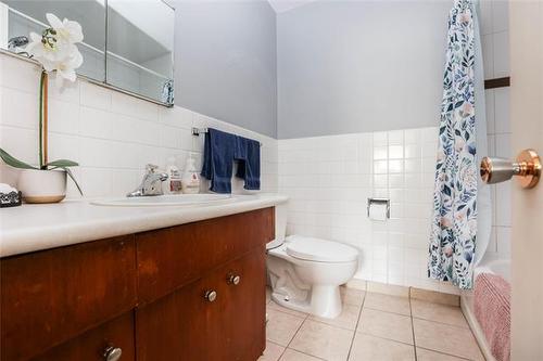 174 Wordsworth Way, Winnipeg, MB - Indoor Photo Showing Bathroom