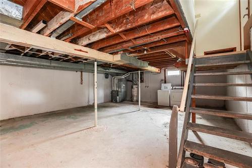 174 Wordsworth Way, Winnipeg, MB - Indoor Photo Showing Basement