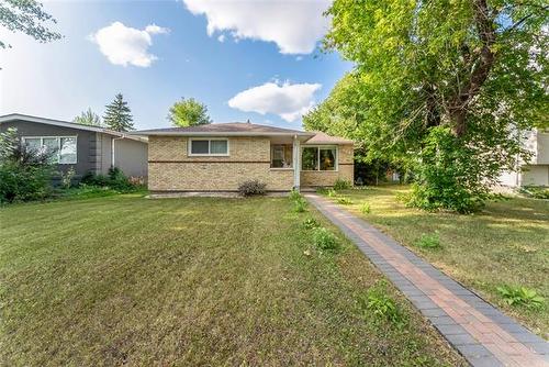 604 Beaverhill Blvd, Winnipeg, MB - Outdoor