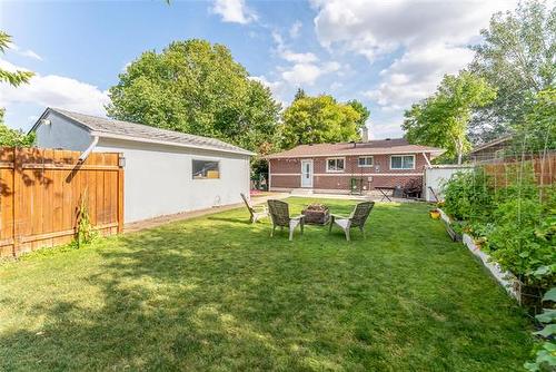 604 Beaverhill Blvd, Winnipeg, MB - Outdoor