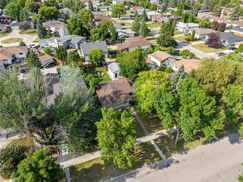 604 Beaverhill Blvd, Winnipeg, MB - Outdoor With View
