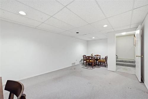 7-6645 Roblin Blvd, Winnipeg, MB - Indoor