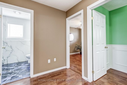 357 Acadia Drive, Hamilton, ON - Indoor Photo Showing Other Room