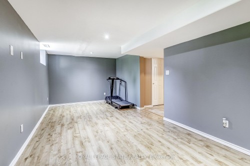 357 Acadia Drive, Hamilton, ON - Indoor