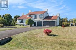 12 DAVIS LANE Rideau Lakes, ON K7A 4S5
