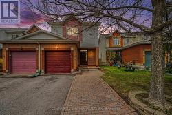54 MEADOWCROFT CRESCENT  Ottawa, ON K1J 1H2
