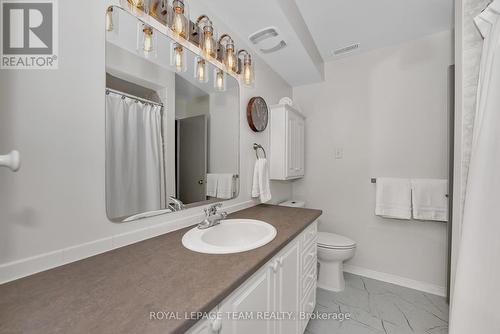 85 Cresthaven Drive, Ottawa, ON - Indoor Photo Showing Bathroom