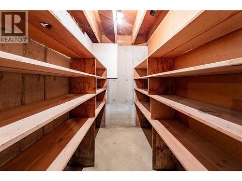 413 97A Highway, Sicamous, BC - Indoor Photo Showing Other Room
