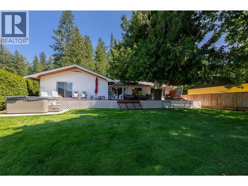 413 97A Highway, Sicamous, BC - Outdoor