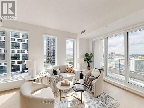 1612 - 292 Verdale Crossing, Markham, ON - Indoor Photo Showing Living Room