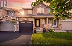 92 CUNNINGHAM DRIVE  Barrie, ON L4N 8L5