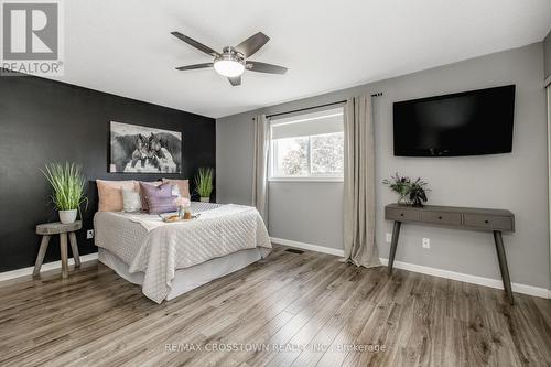 92 Cunningham Drive, Barrie, ON - Indoor Photo Showing Bedroom