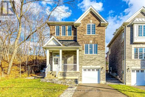 2581 ISLINGTON AVENUE , Toronto, Ontario M9V 4A2 4
