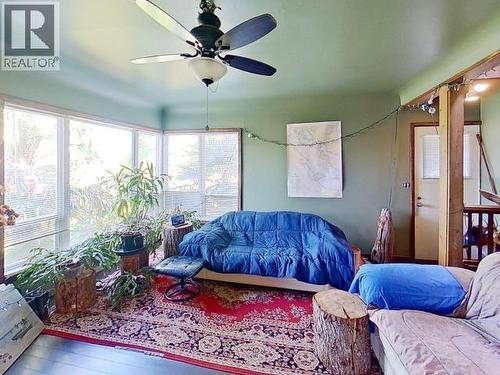 4538 Michigan Ave, Powell River, BC - Indoor