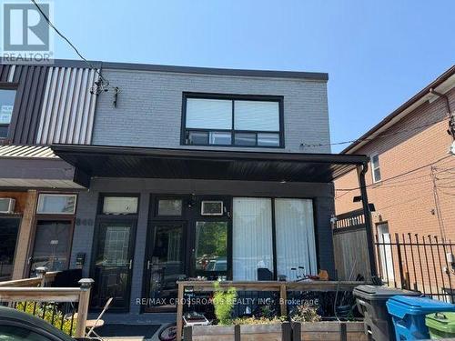 UPPER - 840 DANFORTH ROAD , Toronto, Ontario M1K 1H5 3