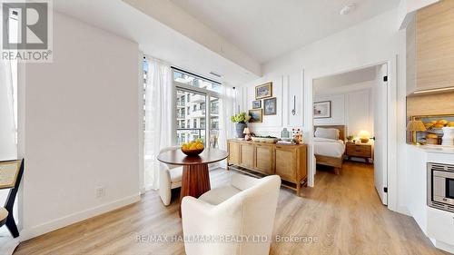 823 - 1050 Eastern Avenue, Toronto, ON - Indoor With Fireplace